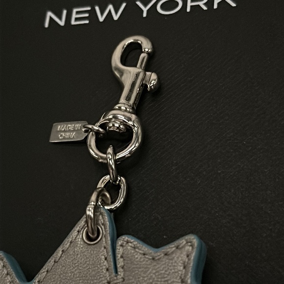 Vintage Coach Stacked Stars Patent Leather Bag Charm Keychain Ring Crystal Gem - Picture 8 of 8